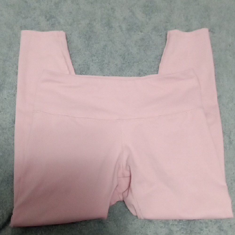 Size Medium Apana Leggimgs In A Blush Pink